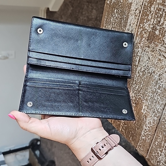 Prada Wallet - Picture 15 of 16